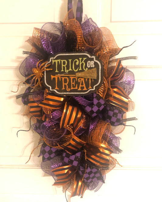 Trick or Treat Mini Swag Wreath